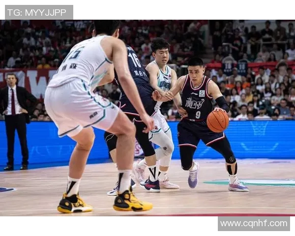 独家分析：广州极限运动队的配合对比